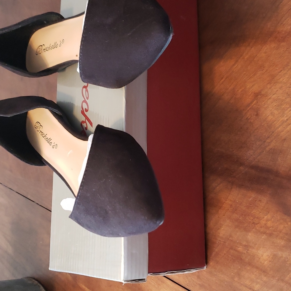 Summer  flat lady shoes Black wore only once.